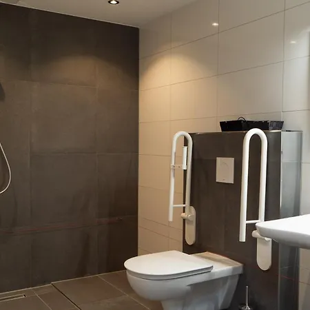 펜션 Latour 오쇼트