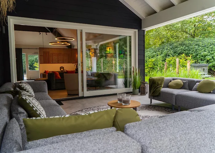 Latour ホリデーパーク オイルスコート