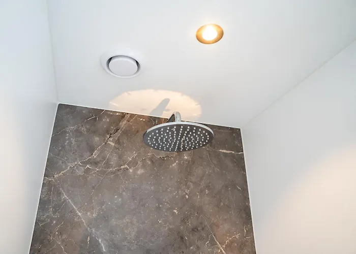 Latour * オイルスコート